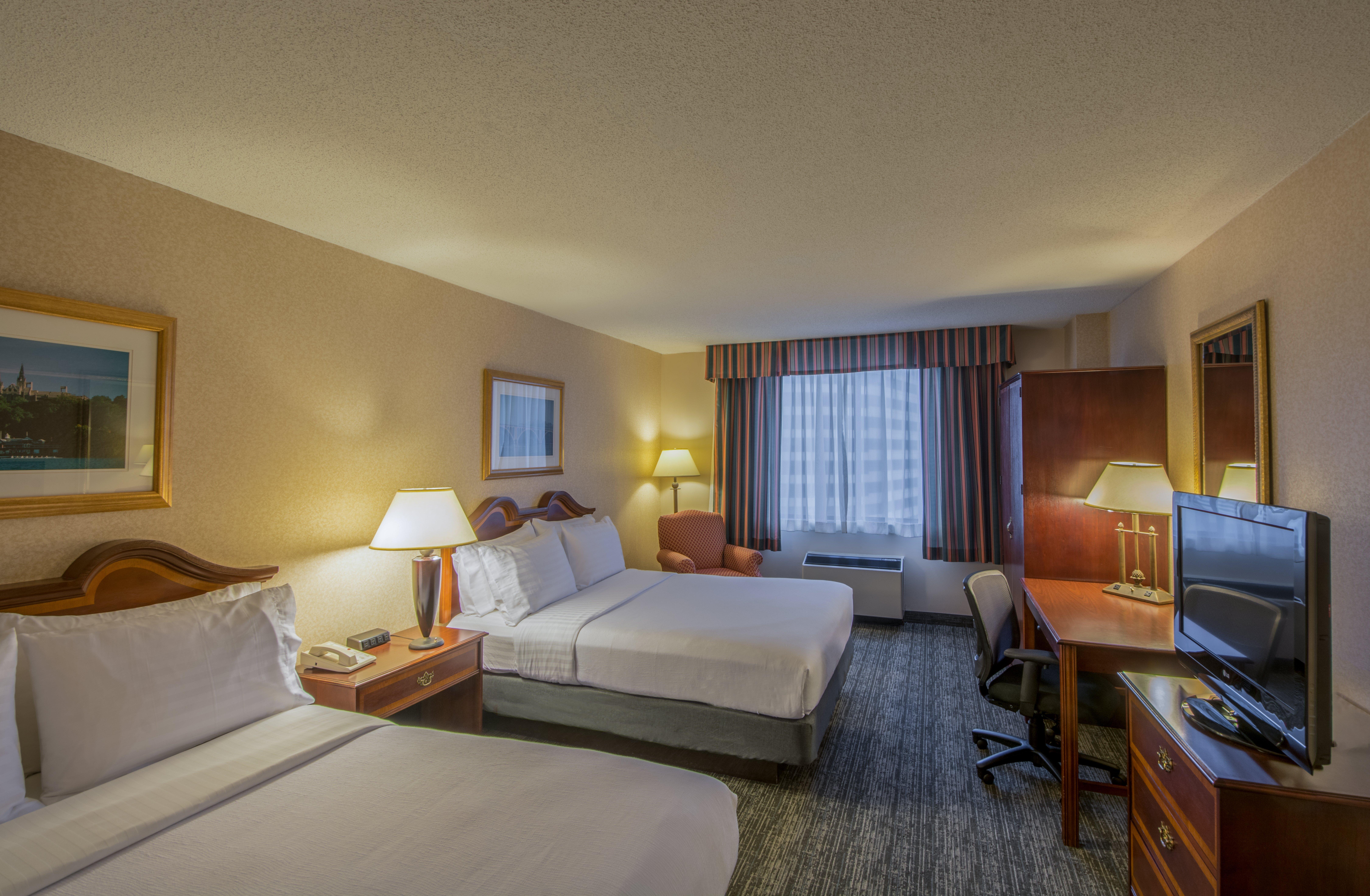 Holiday Inn Arlington At Ballston By Ihg Exterior photo