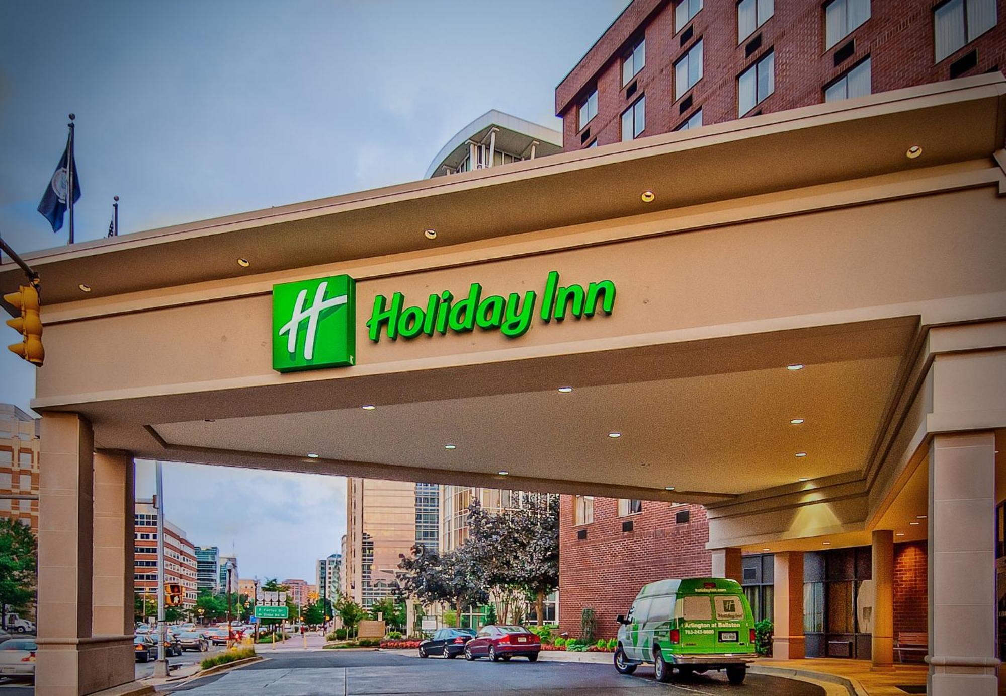 Holiday Inn Arlington At Ballston By Ihg Exterior photo